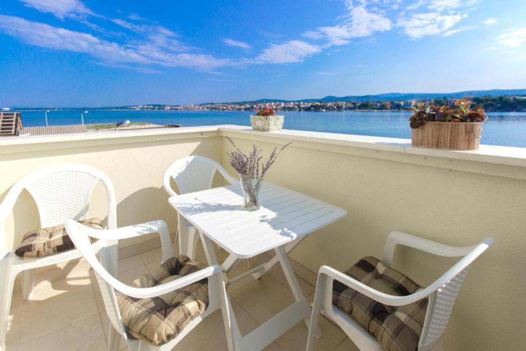 Ferienwohnung Riva 2 Krapanj Exterior foto