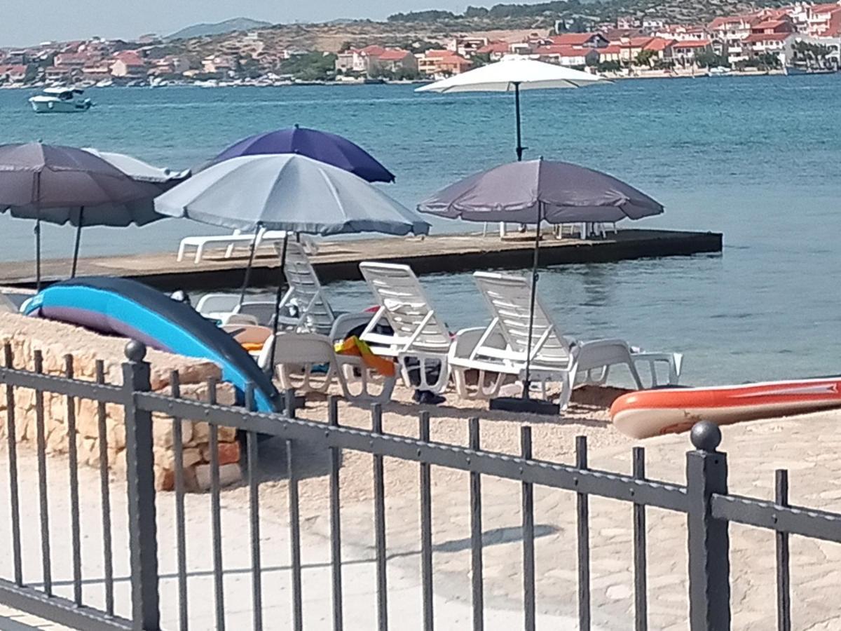 Ferienwohnung Riva 2 Krapanj Exterior foto